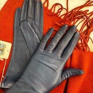 Portolano Navy Leather Gloves